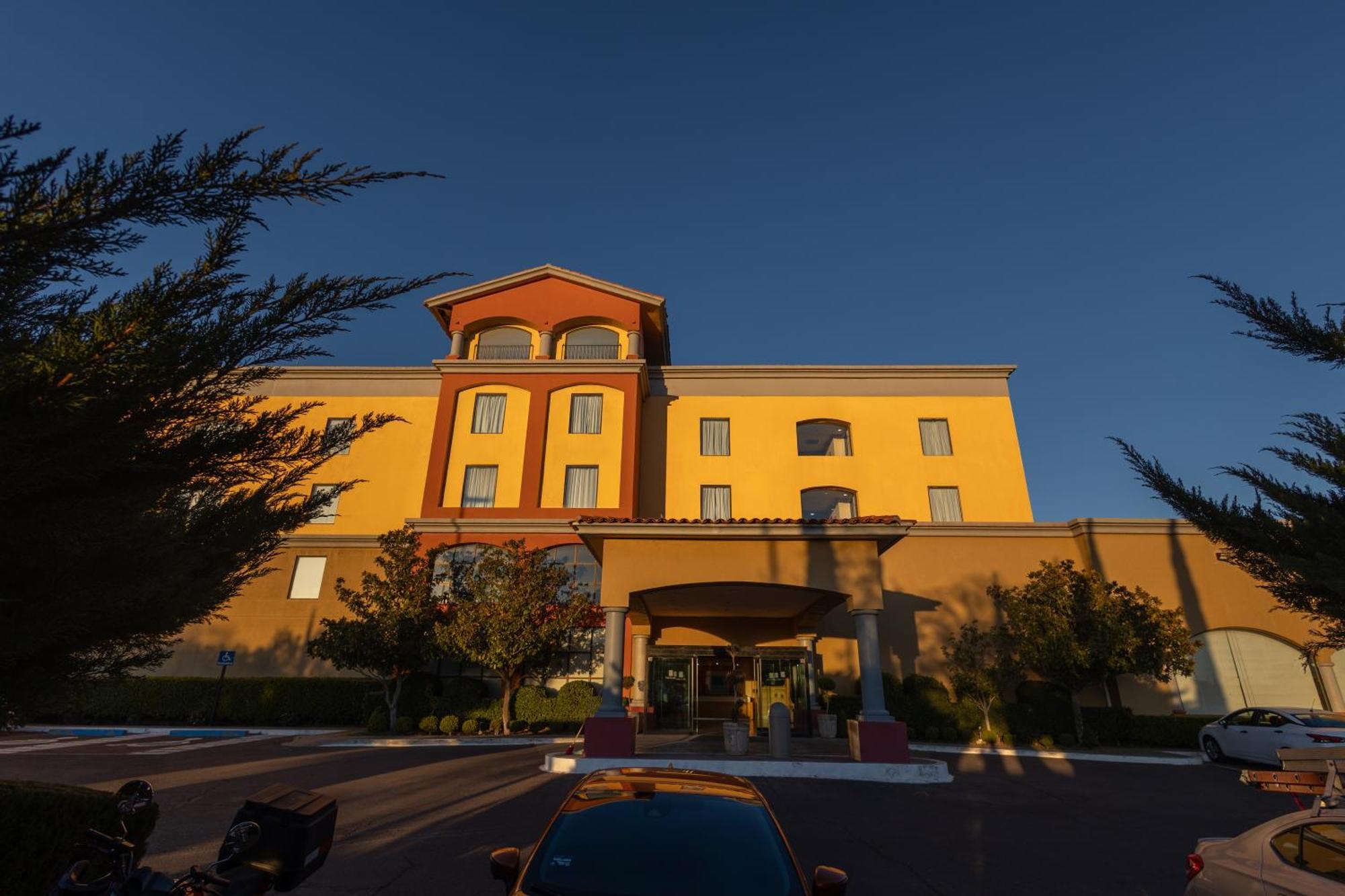 Fiesta Inn Nogales Nogales  Buitenkant foto