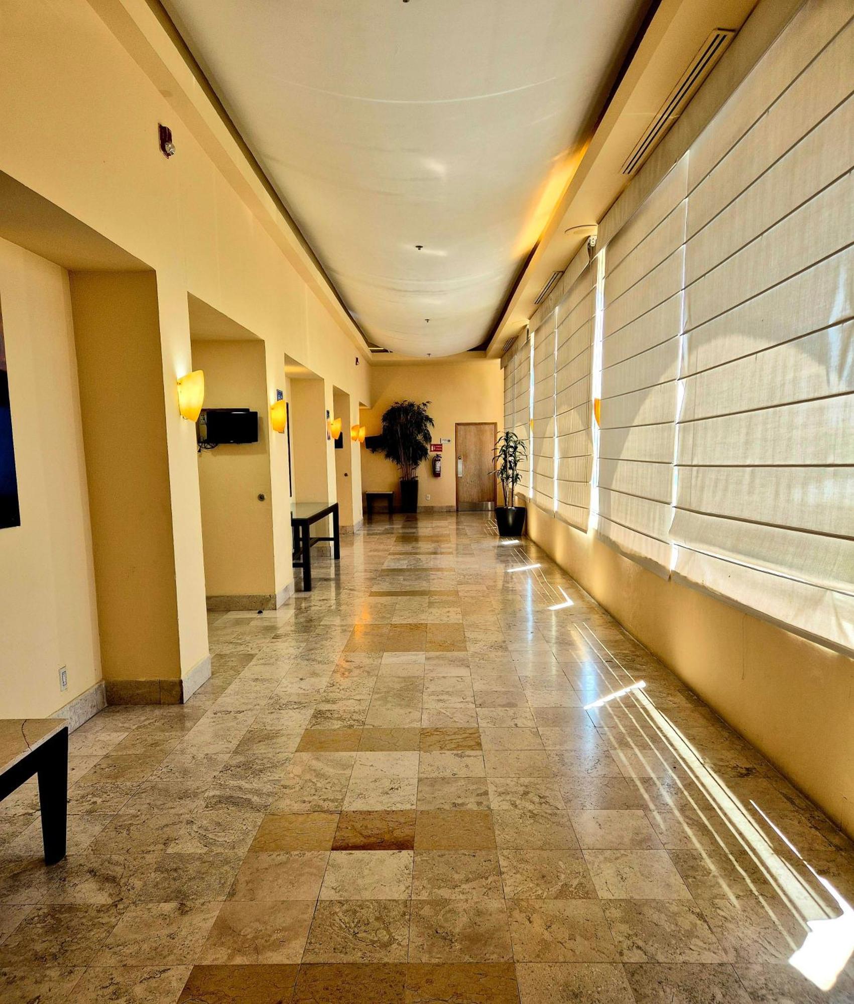 Fiesta Inn Nogales Nogales  Buitenkant foto